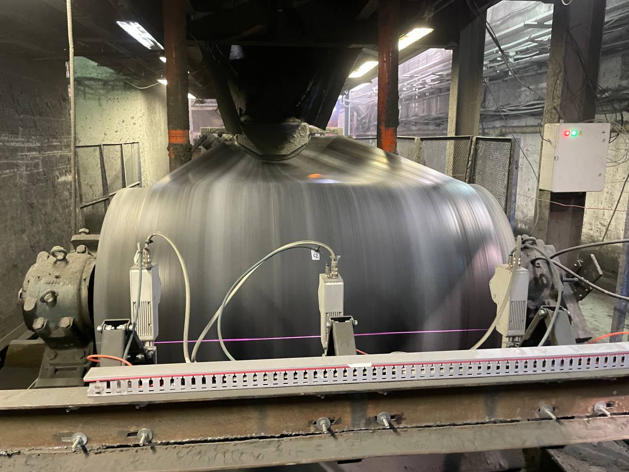 Conveyor belt and installed inspection equipment.